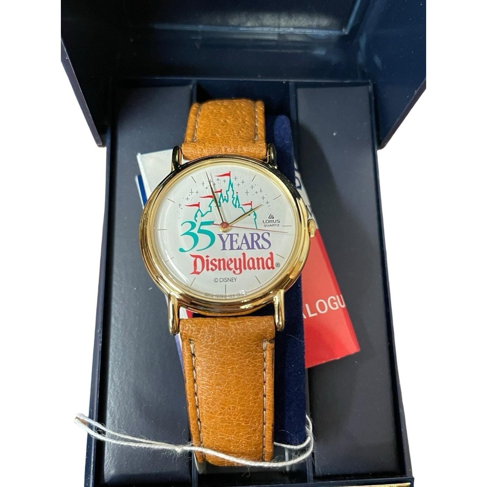 Disneyland 35 Years 1990 Souvenir‎ Ladies' Watch Lorus Tan Leather Band